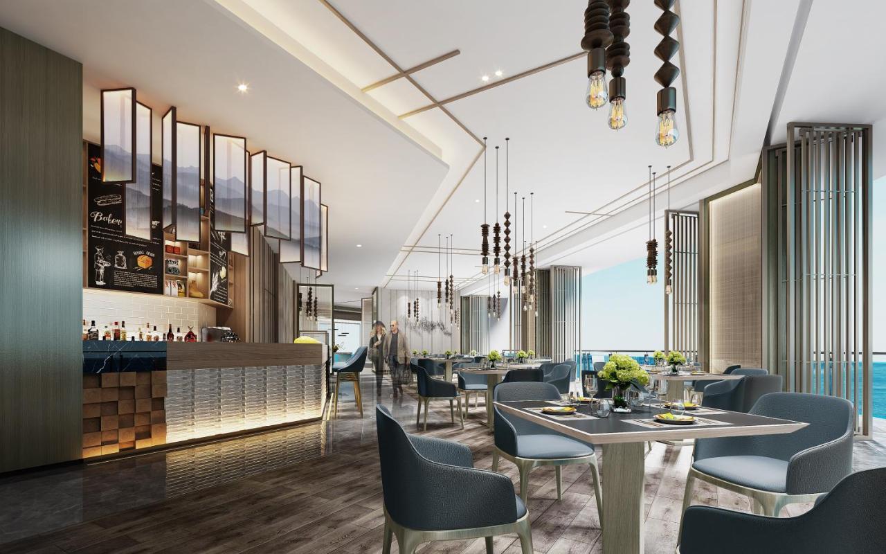 Howard Johnson Plaza By Wyndham Blue Bay Sihanoukville Exterior foto